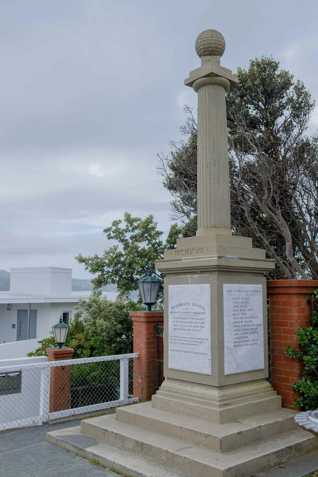 Roseneath War Memorial — photo 2