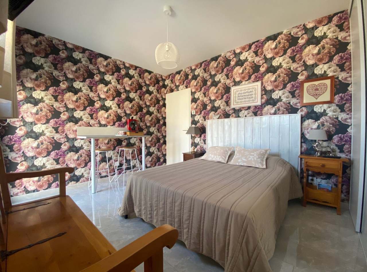 Chambre indépendante climatisée — photo 1