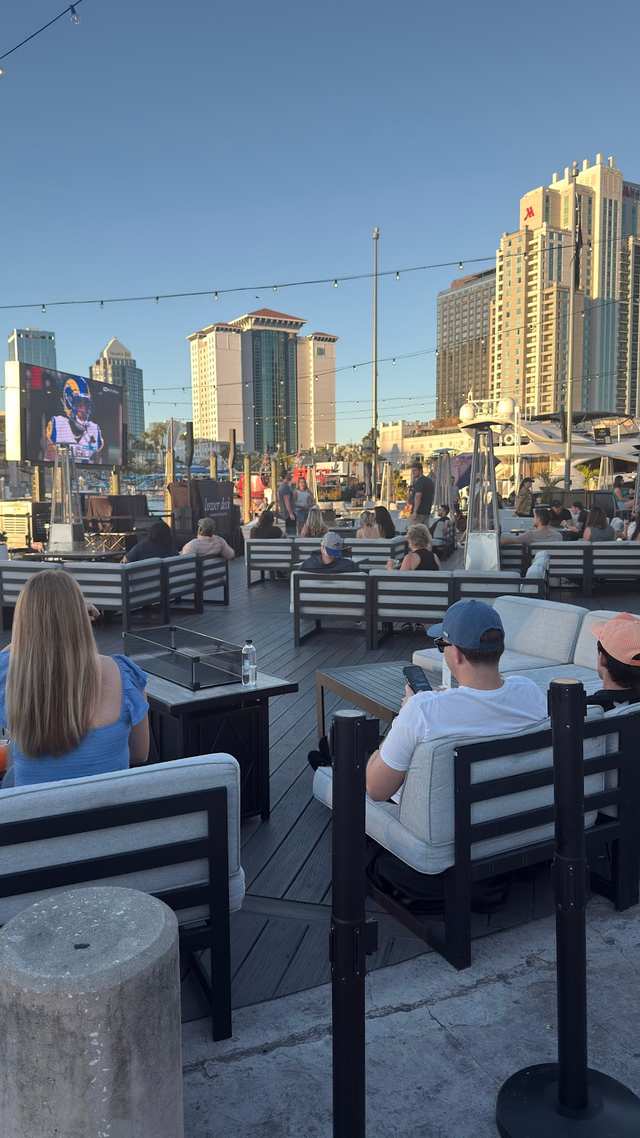 Live music with Ryan Marchand