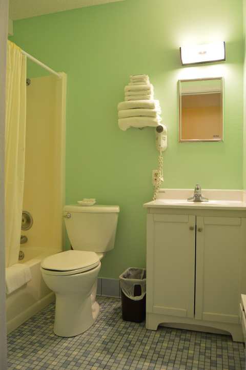 Midway Motel — photo 3