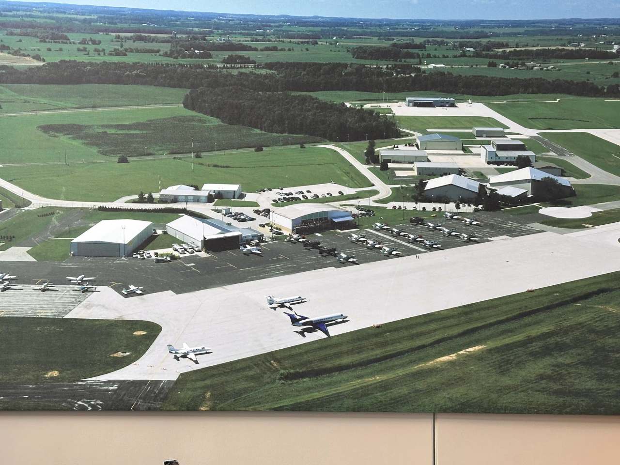 Sheboygan County Memorial International Airport — photo 1