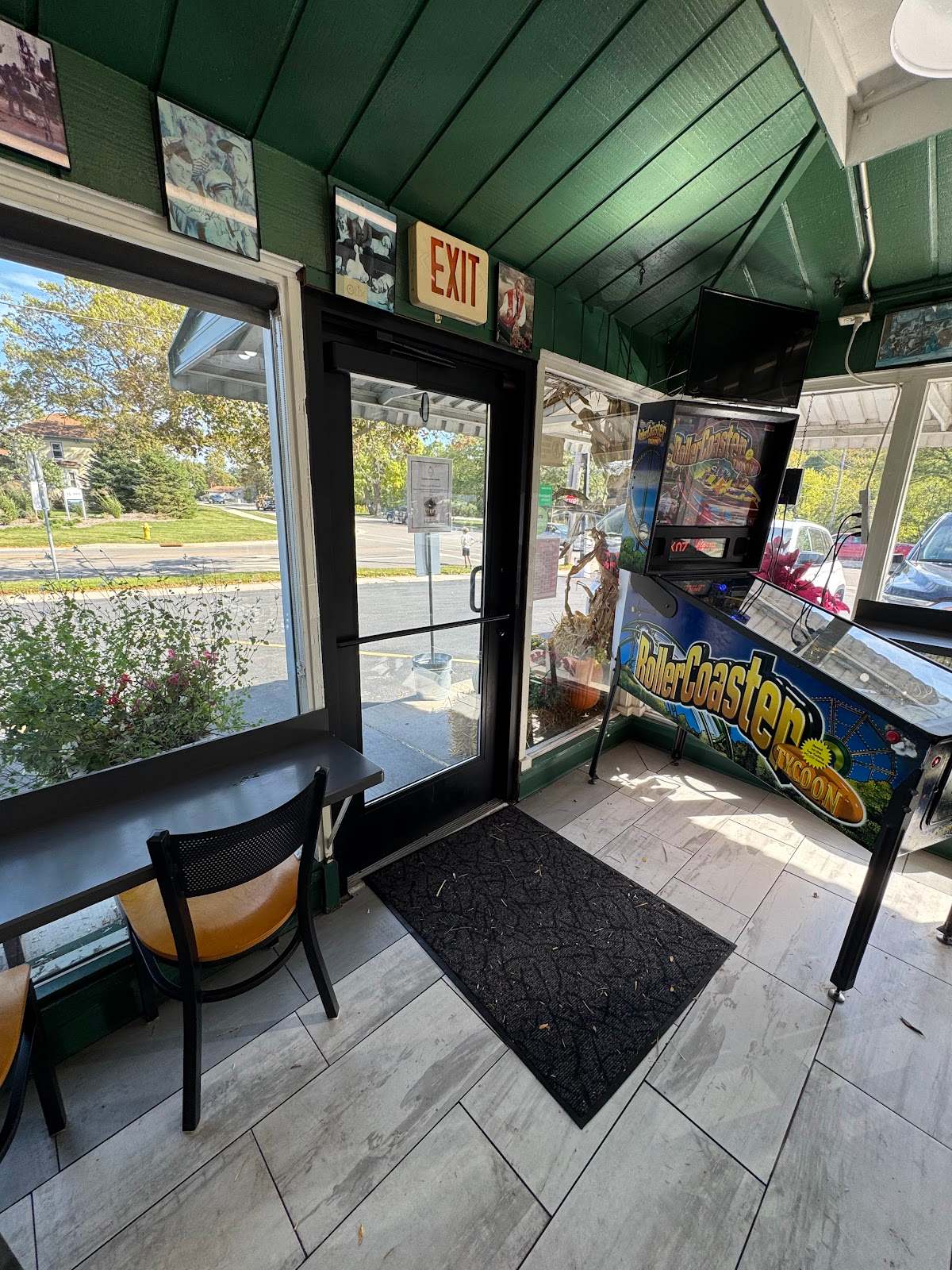 Hefner's Frozen Custard & Jumbo Burgers — photo 6