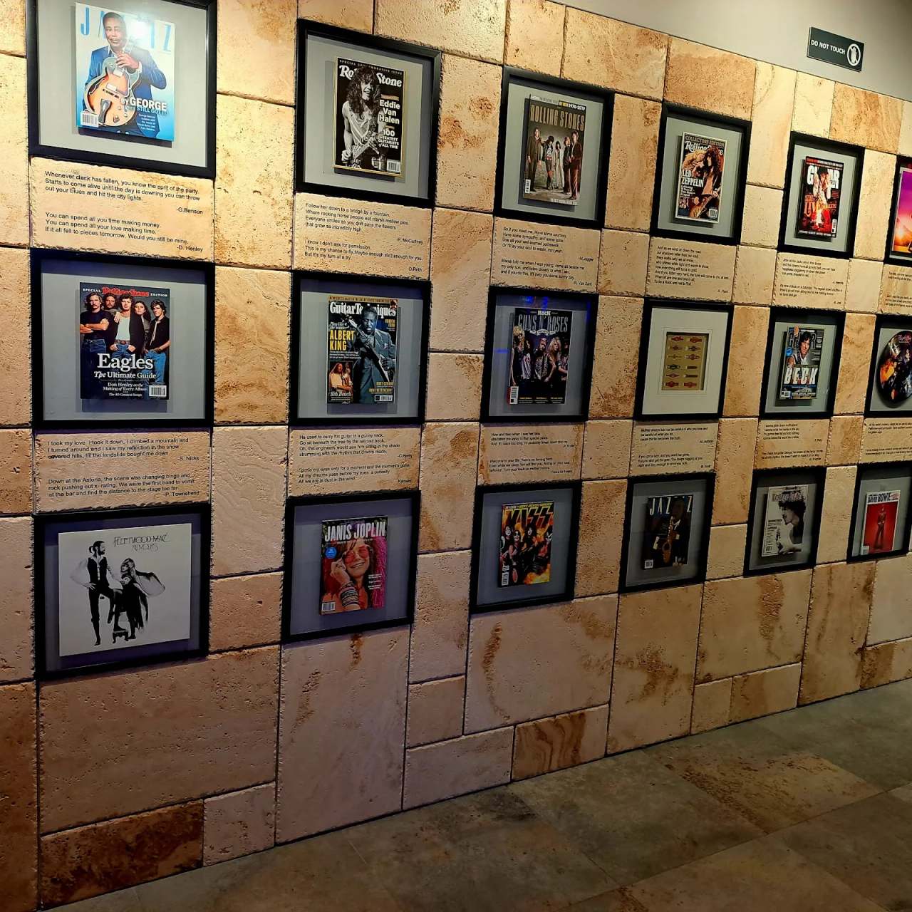 Sterling Cigar Lounge & Bar — photo 3
