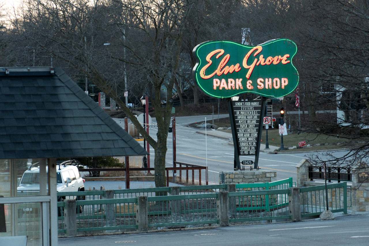 Elm Grove Park & Shop — photo 1