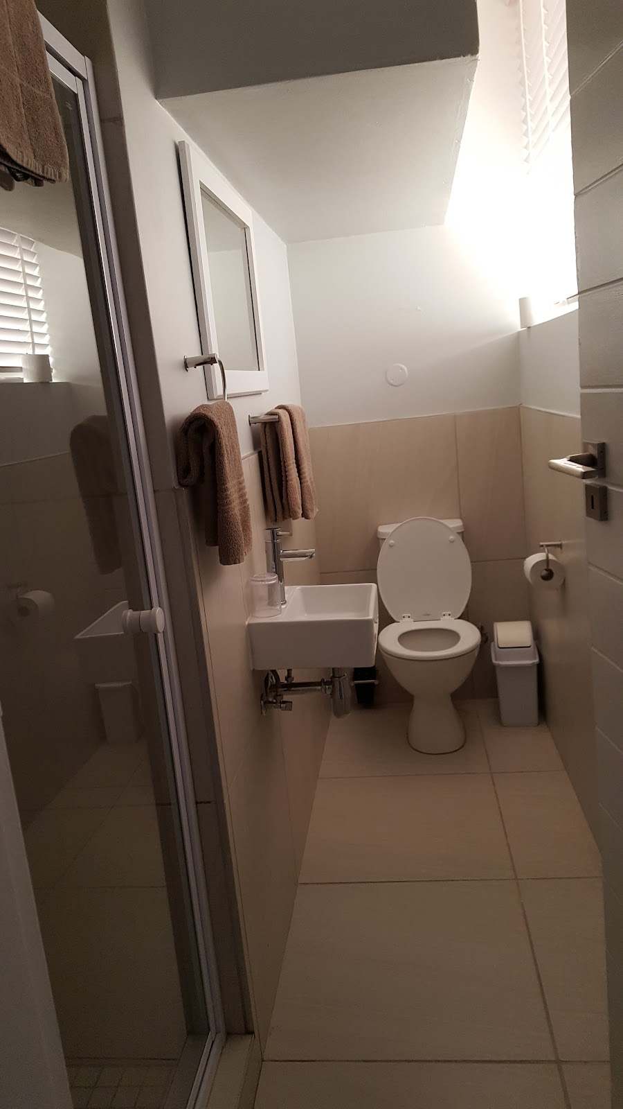 Coral Cove Apartments — photo 4