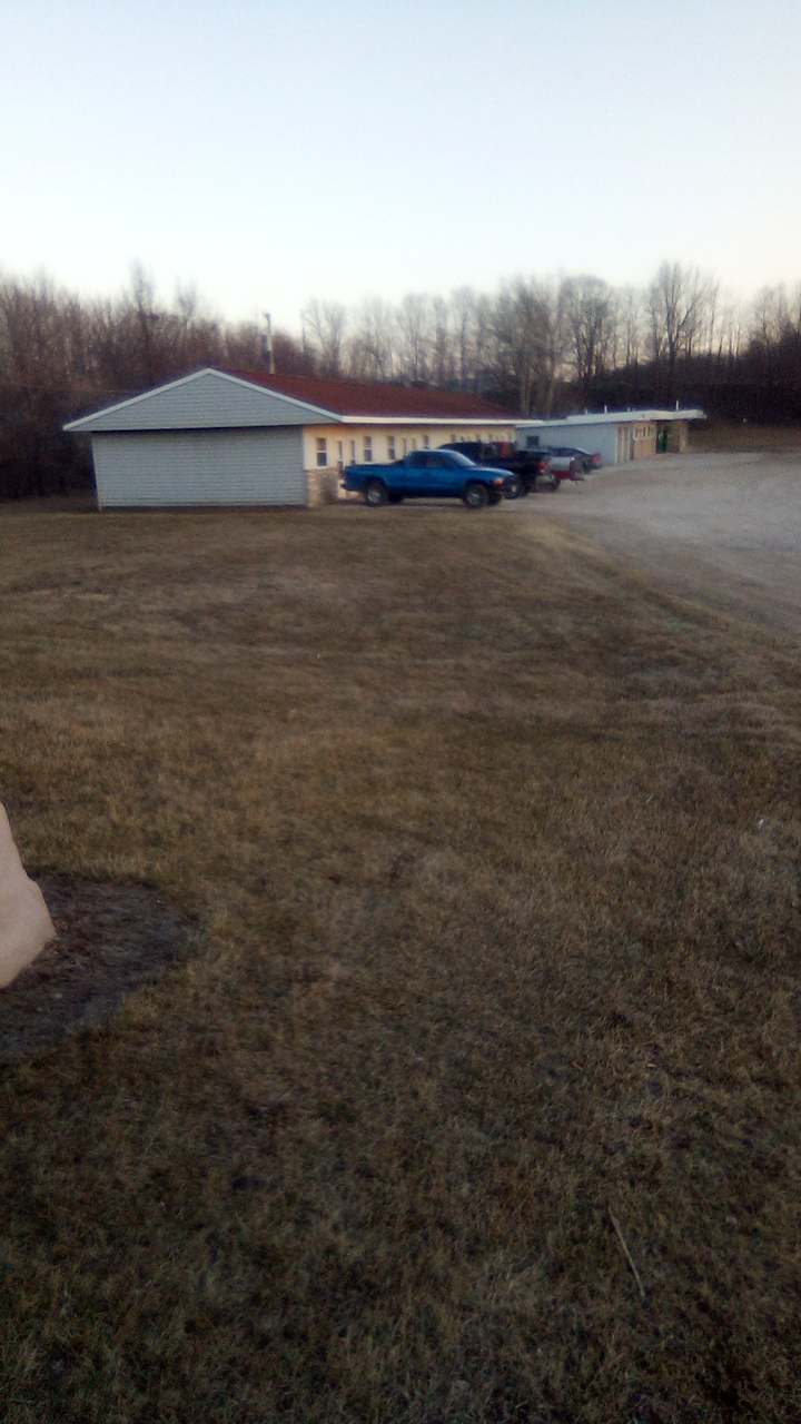 Cedar Lake Motel — photo 2
