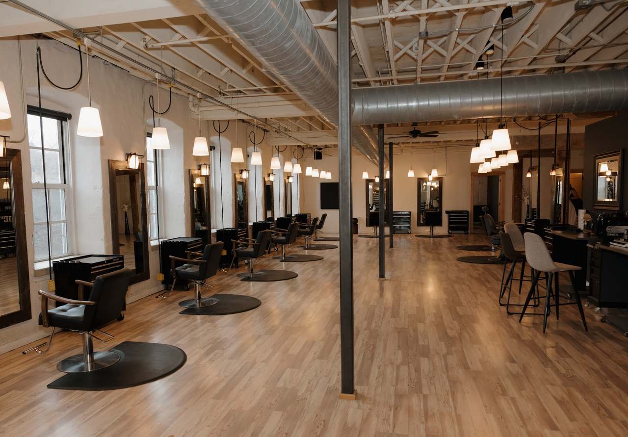 Carters Salon — photo 1