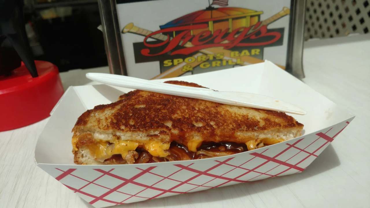 Ferg's Sports Bar & Grill — photo 2