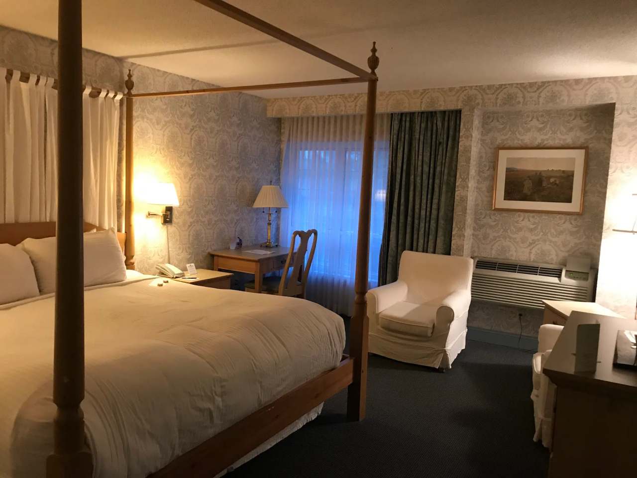 The Farmington Inn & Suites — photo 2