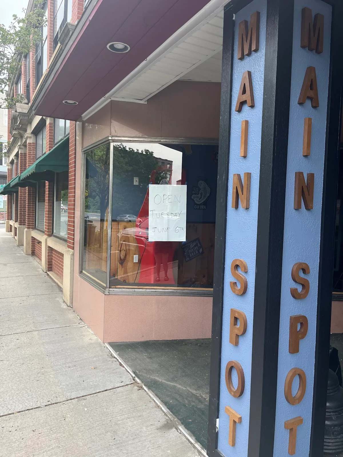 The Main Spot — photo 1