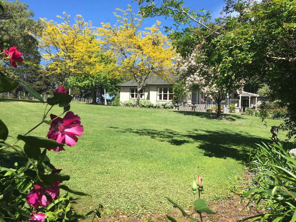 Ellstone Bed and Breakfast