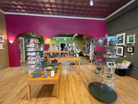 VIVA Gallery — photo 2