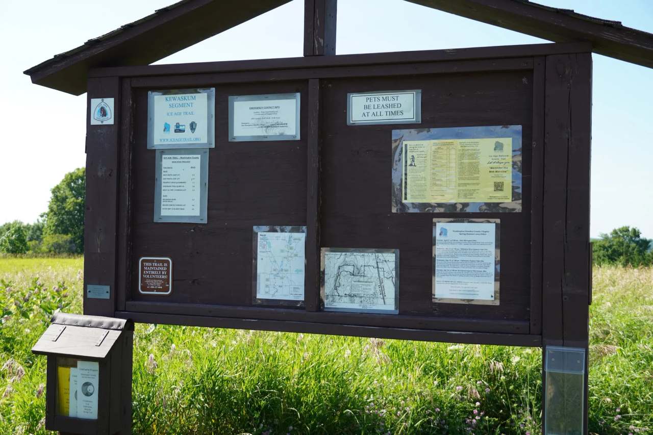 Ice Age Trail Kewaskum Parking Area — photo 1