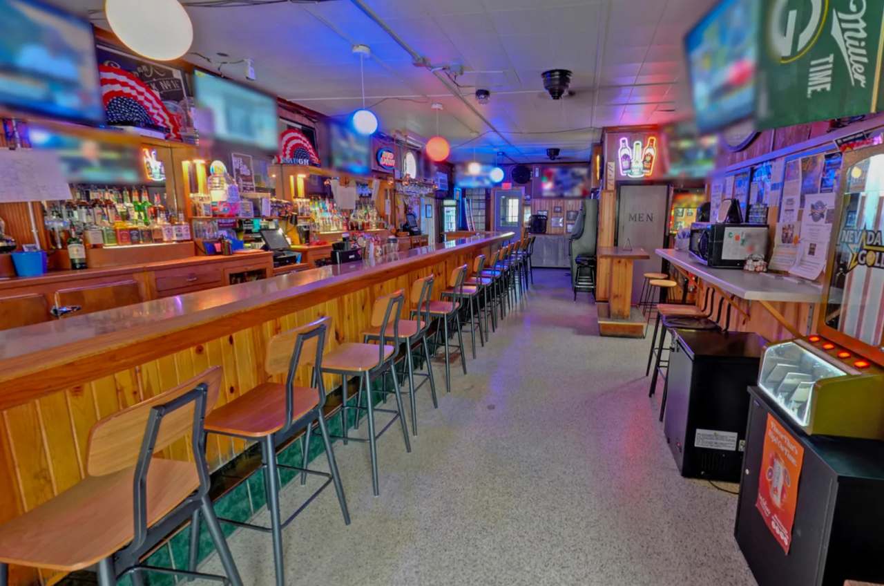 Cozy Bar — photo 1