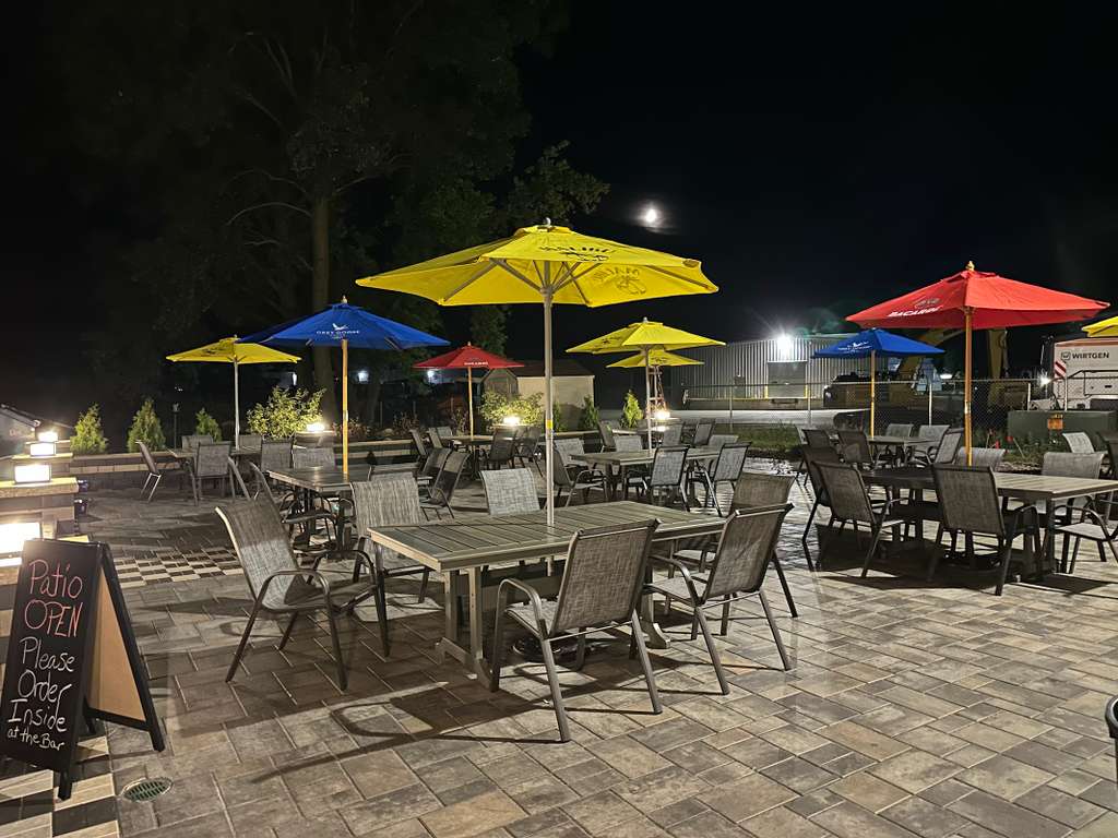 Raceway Bar & Grill