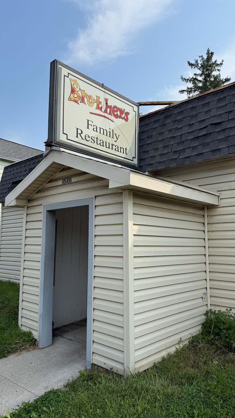 Brother's Family Restaurant — photo 1