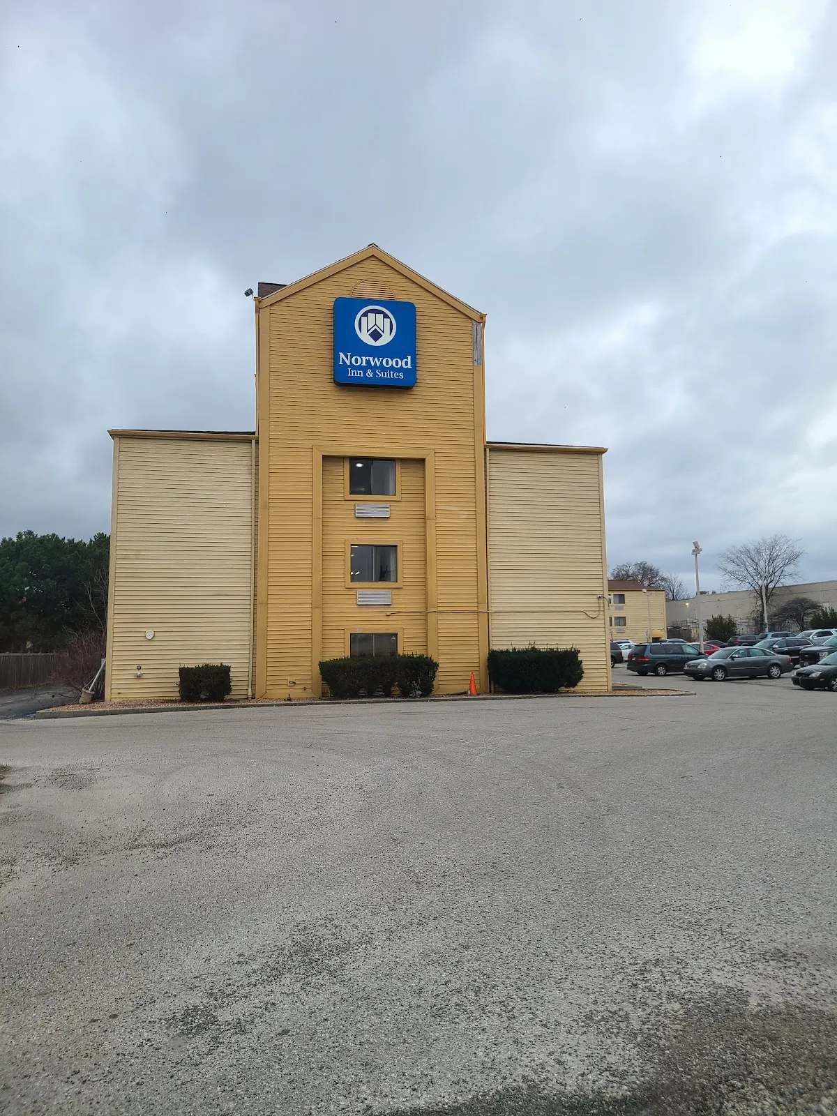Hotel Inn Milwaukee — photo 1