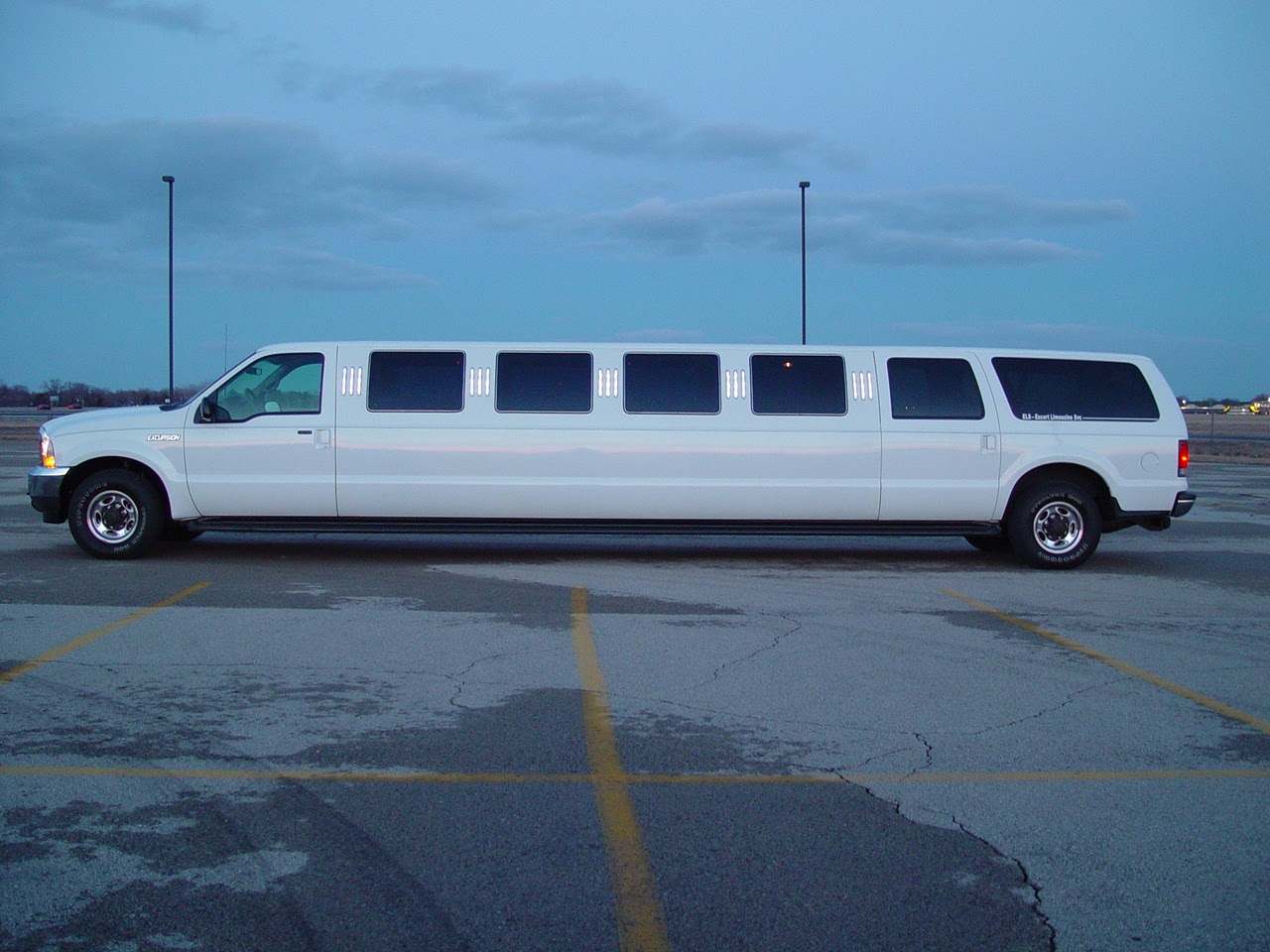 E.L.S Escort Limousine Service — photo 5
