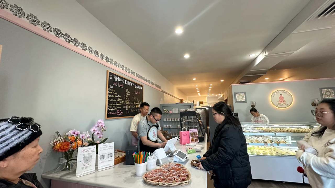 Hmong Delights Bakeshop — photo 1