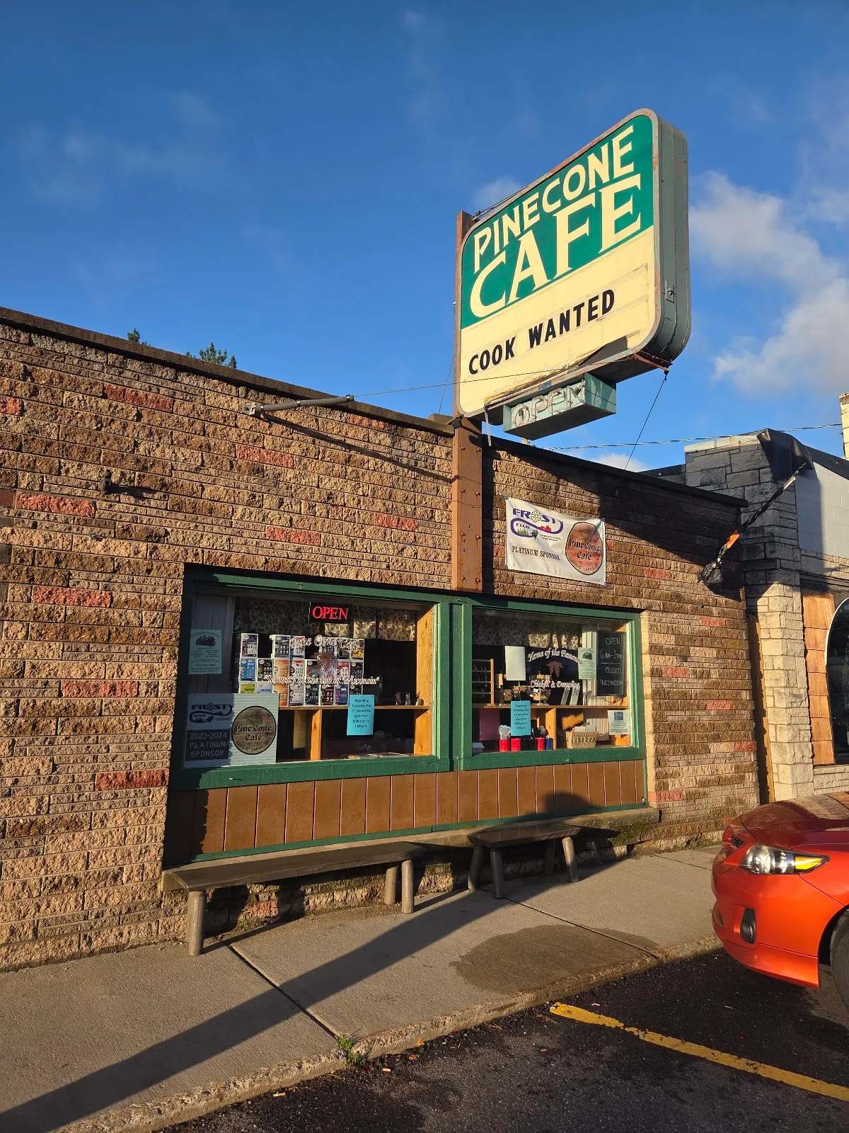 Pine Cone Cafe — photo 1