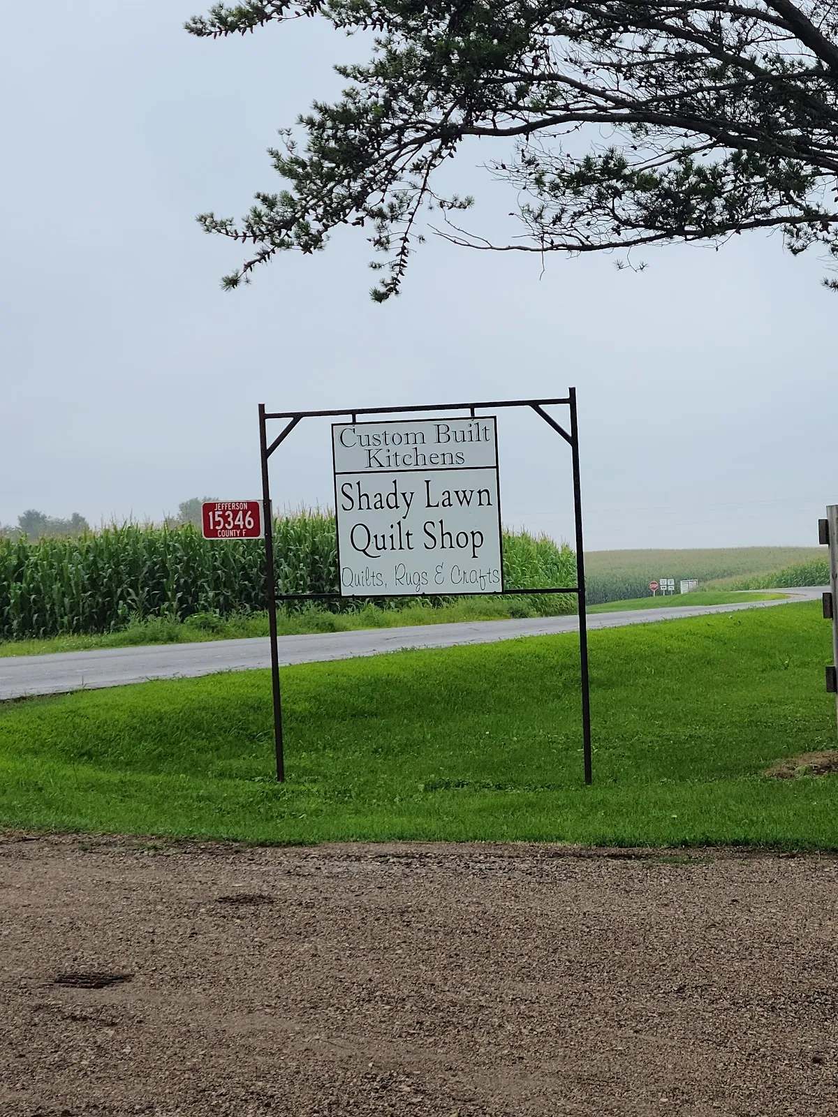 Amish Quilts & Crafts — photo 1