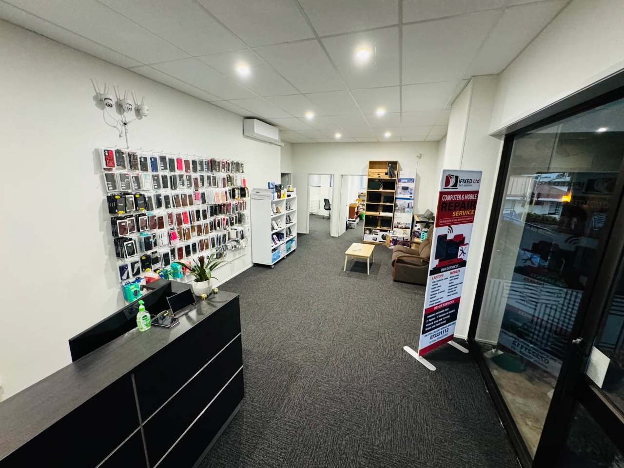 iFixed Ltd Katikati - Phone & Computer Repairs experts — photo 1