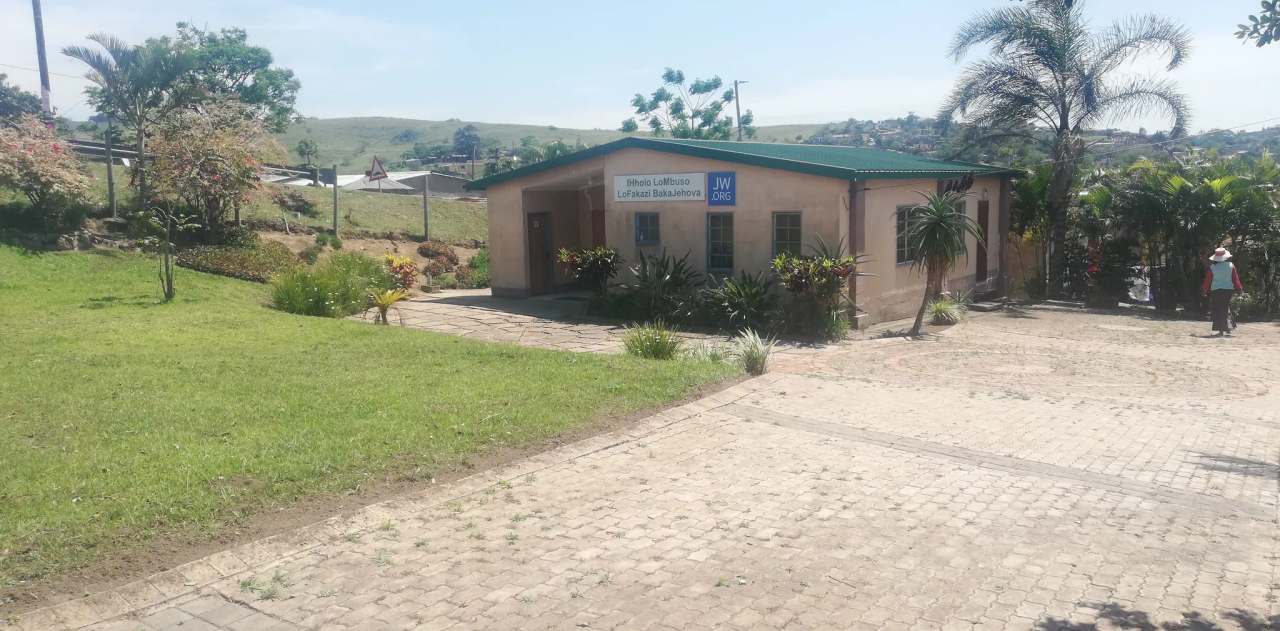 SHAKASKRAAL KINGDOM HALL OF JEHOVAH'S WITNESSES — photo 1