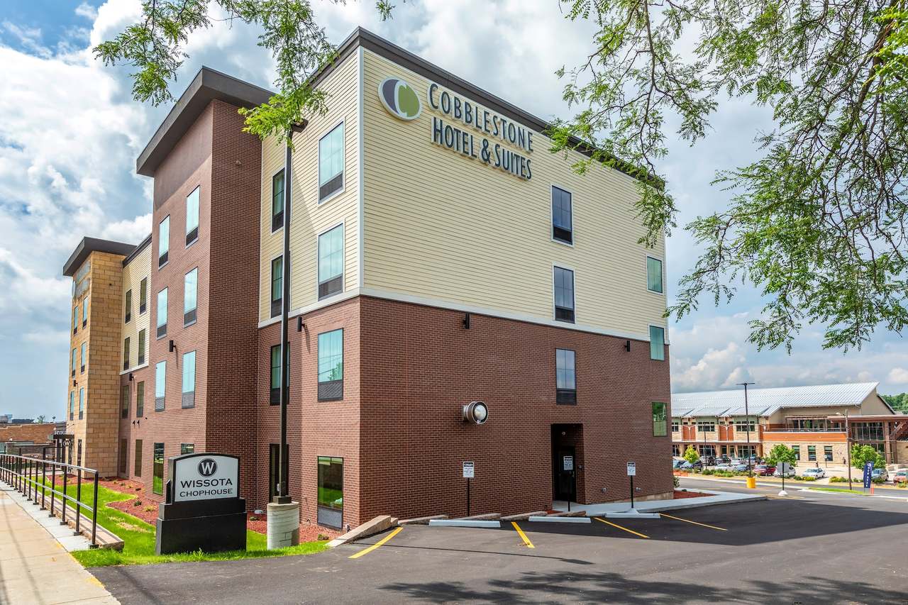 Cobblestone Hotel & Suites - Hartford — photo 5