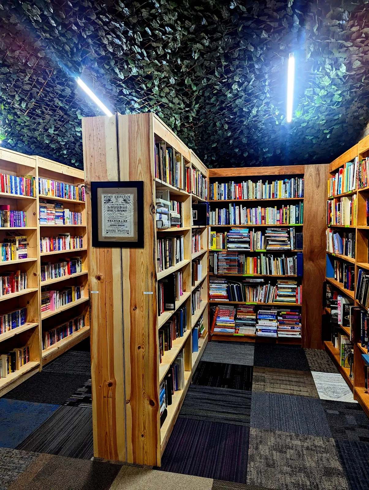 Books on Main, LLC — photo 2
