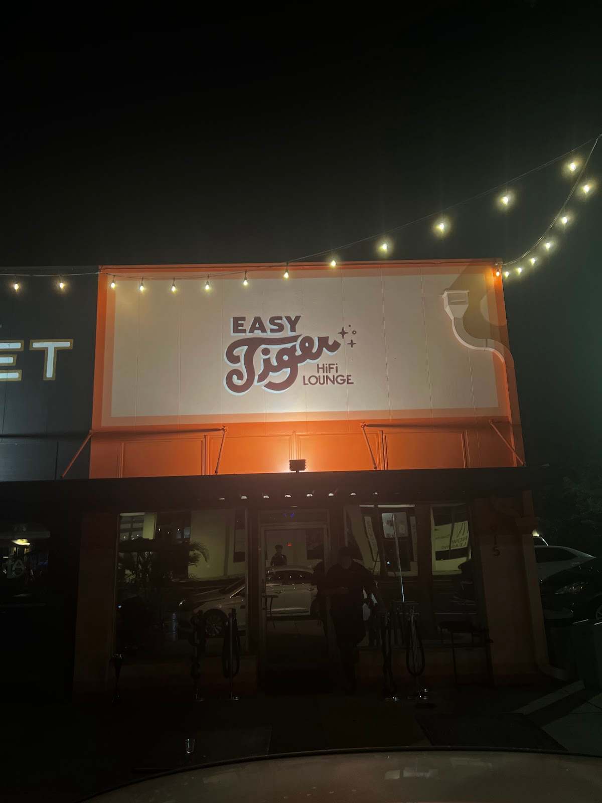 Easy Tiger Hi-Fi Lounge — photo 2
