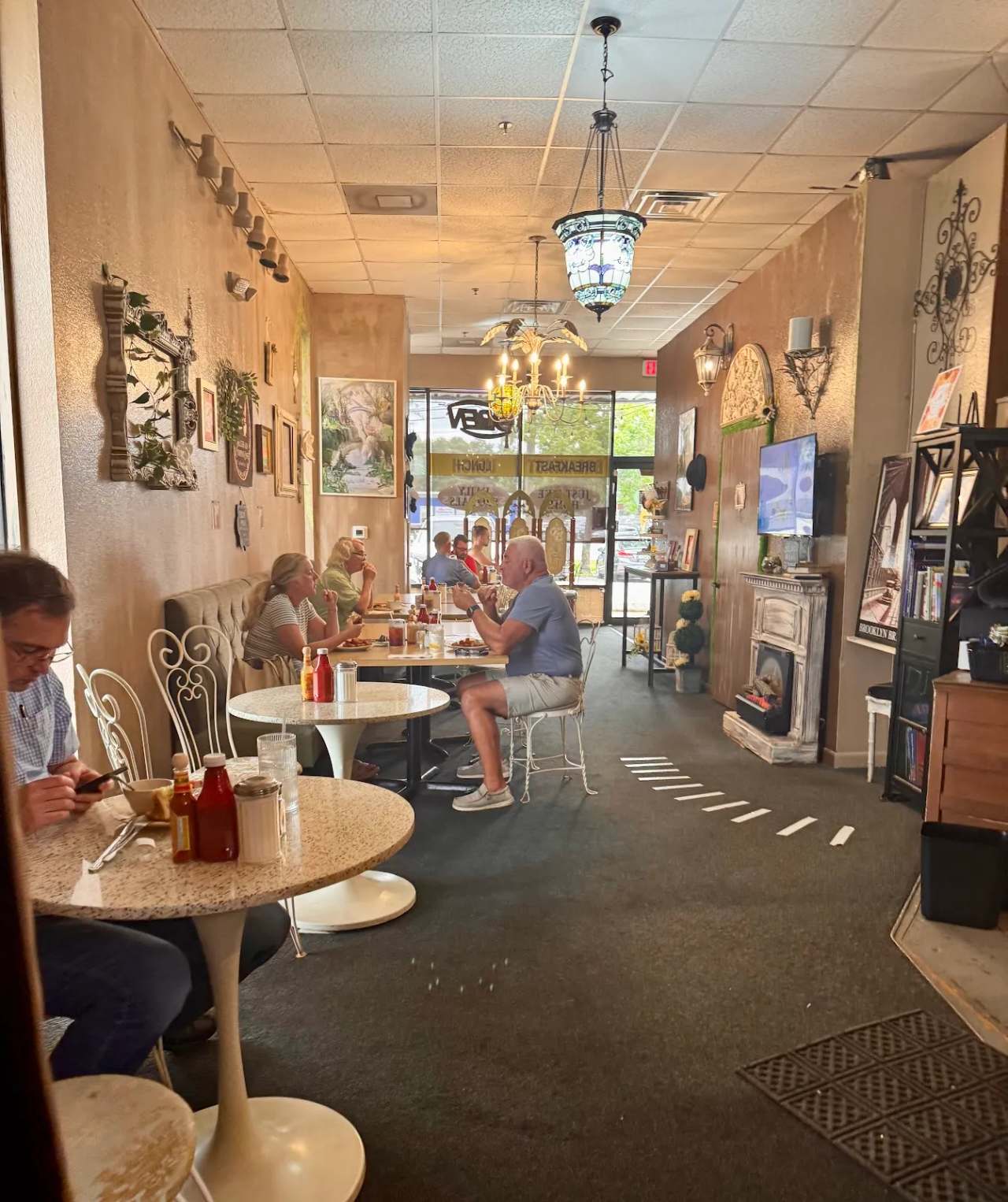Sellers & Company Cafe — photo 1