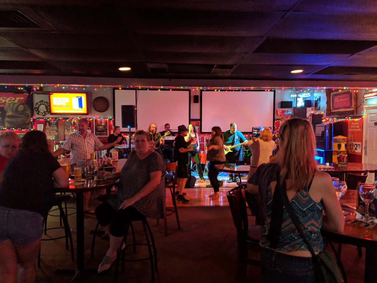 Sunset Lounge — photo 1