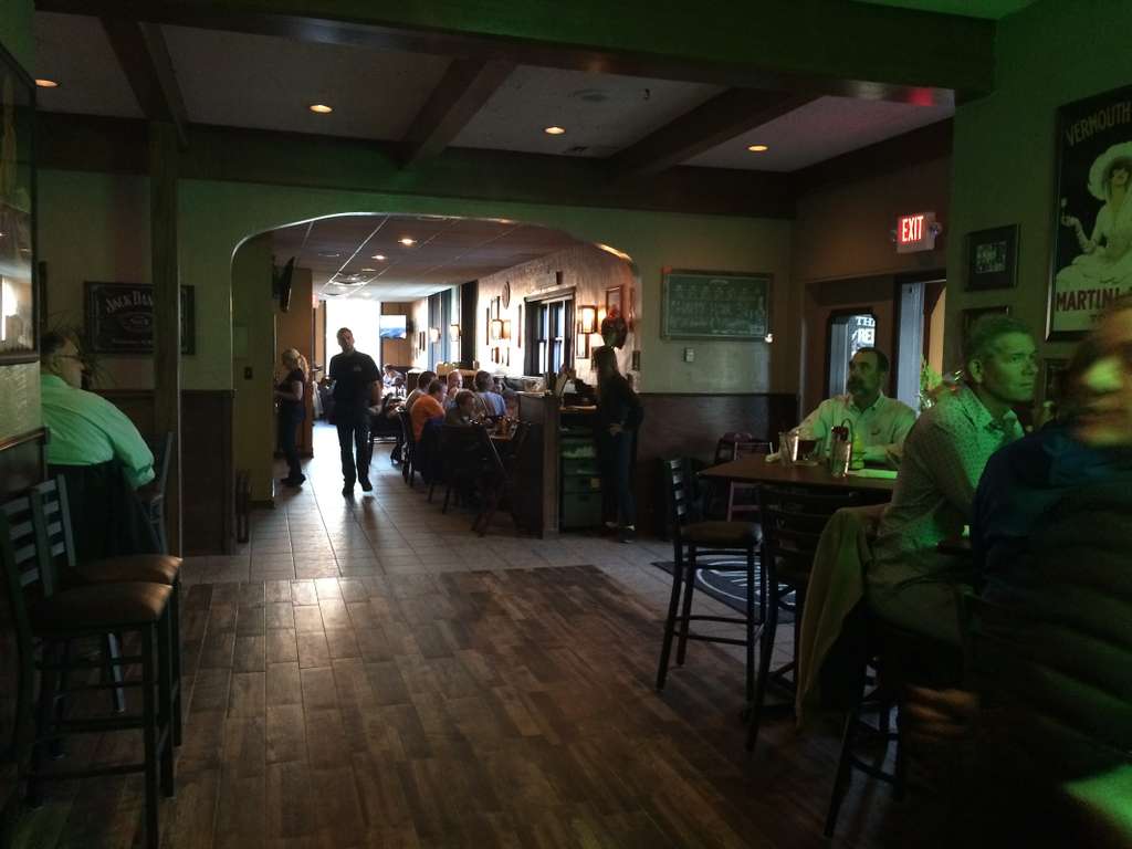 Crave Bar and Food