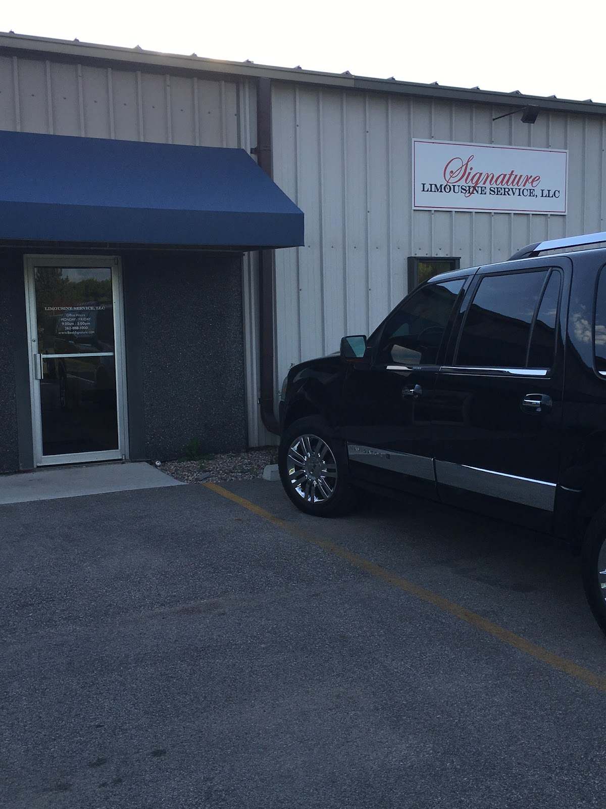 Signature Limousine Service — photo 5