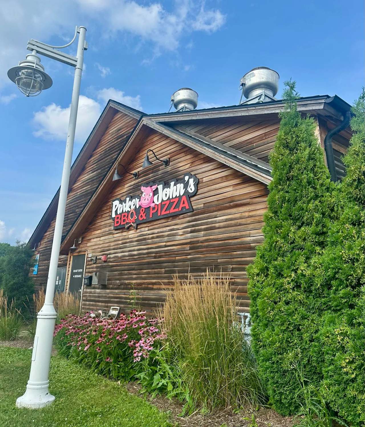 Parker John's BBQ & Pizza, Sheboygan — photo 1