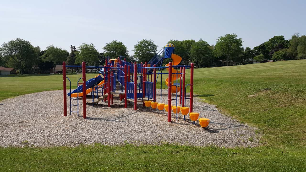 Parkview Elementary School — photo 1