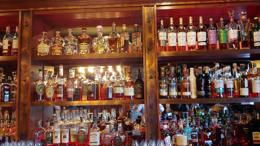 Flute & Dram