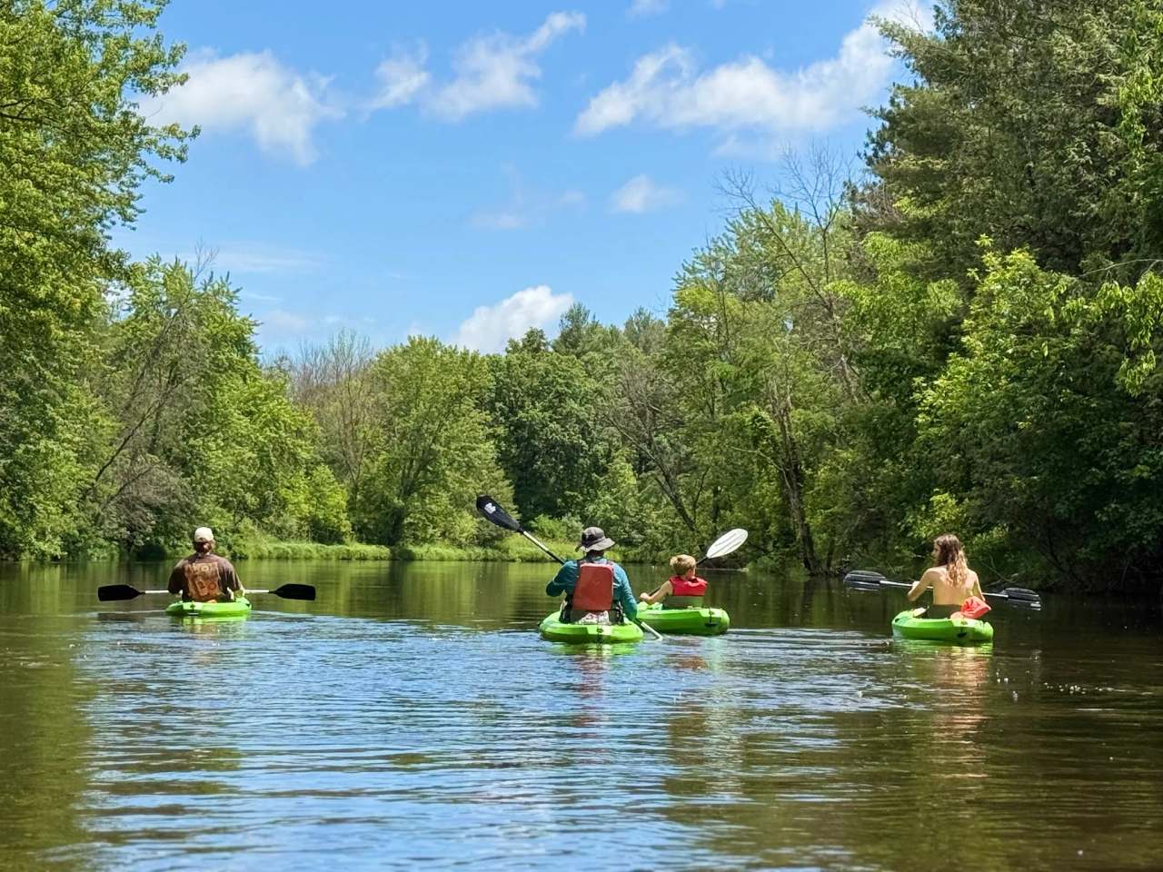 Oconto River Rafting & Tubing and Pulcifer Pub — photo 2