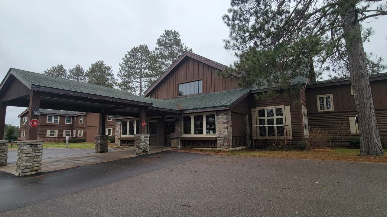 Gateway Lodge — photo 1