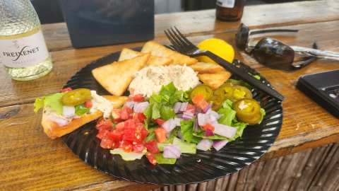Bamboo Beach Bar — photo 3