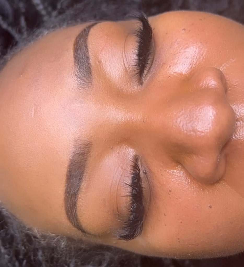 Divine Lash & Beauty Bar — photo 2