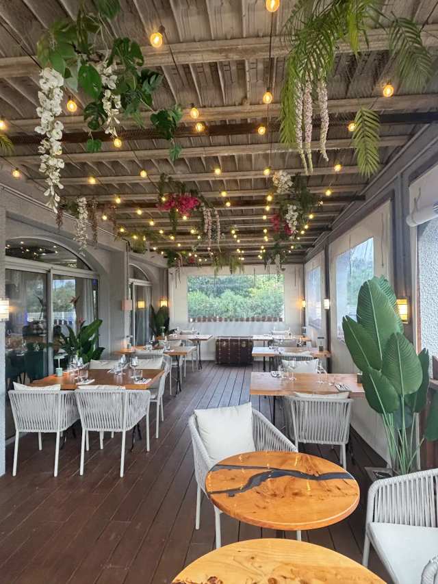 Acapella Restaurant