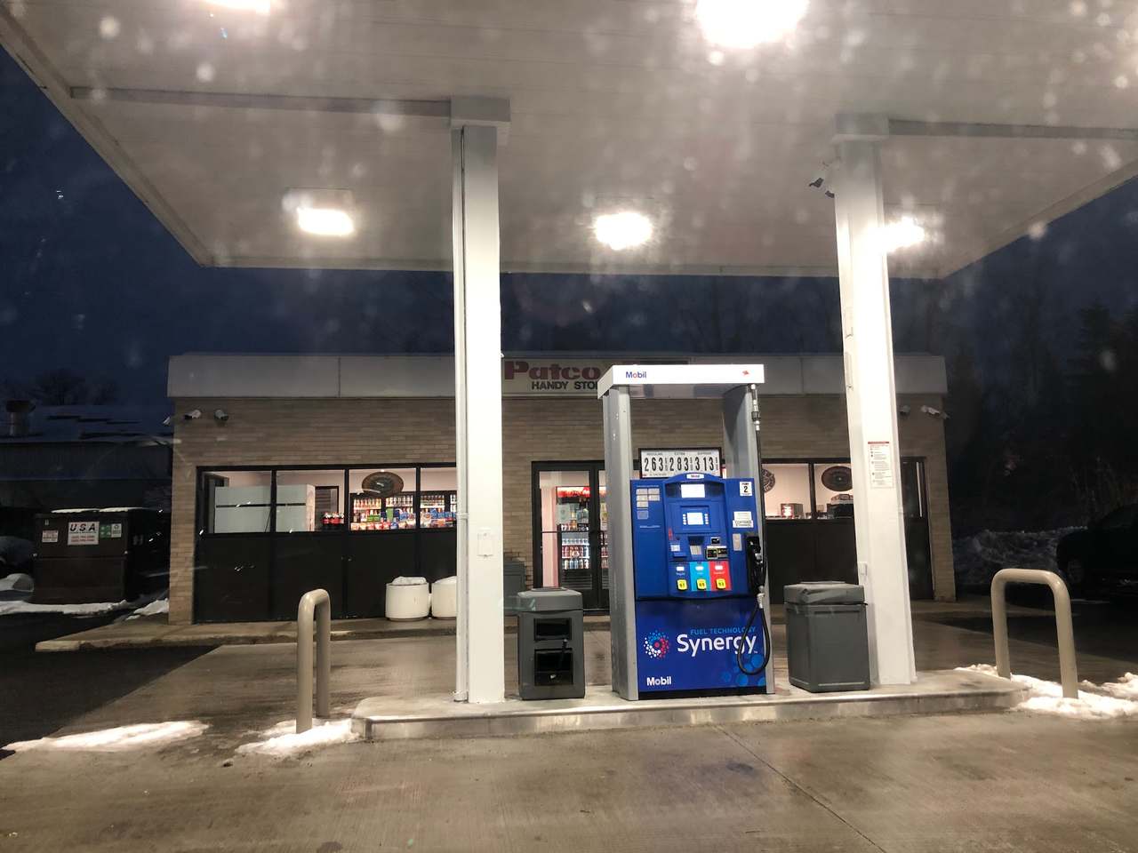 Mobil — photo 1