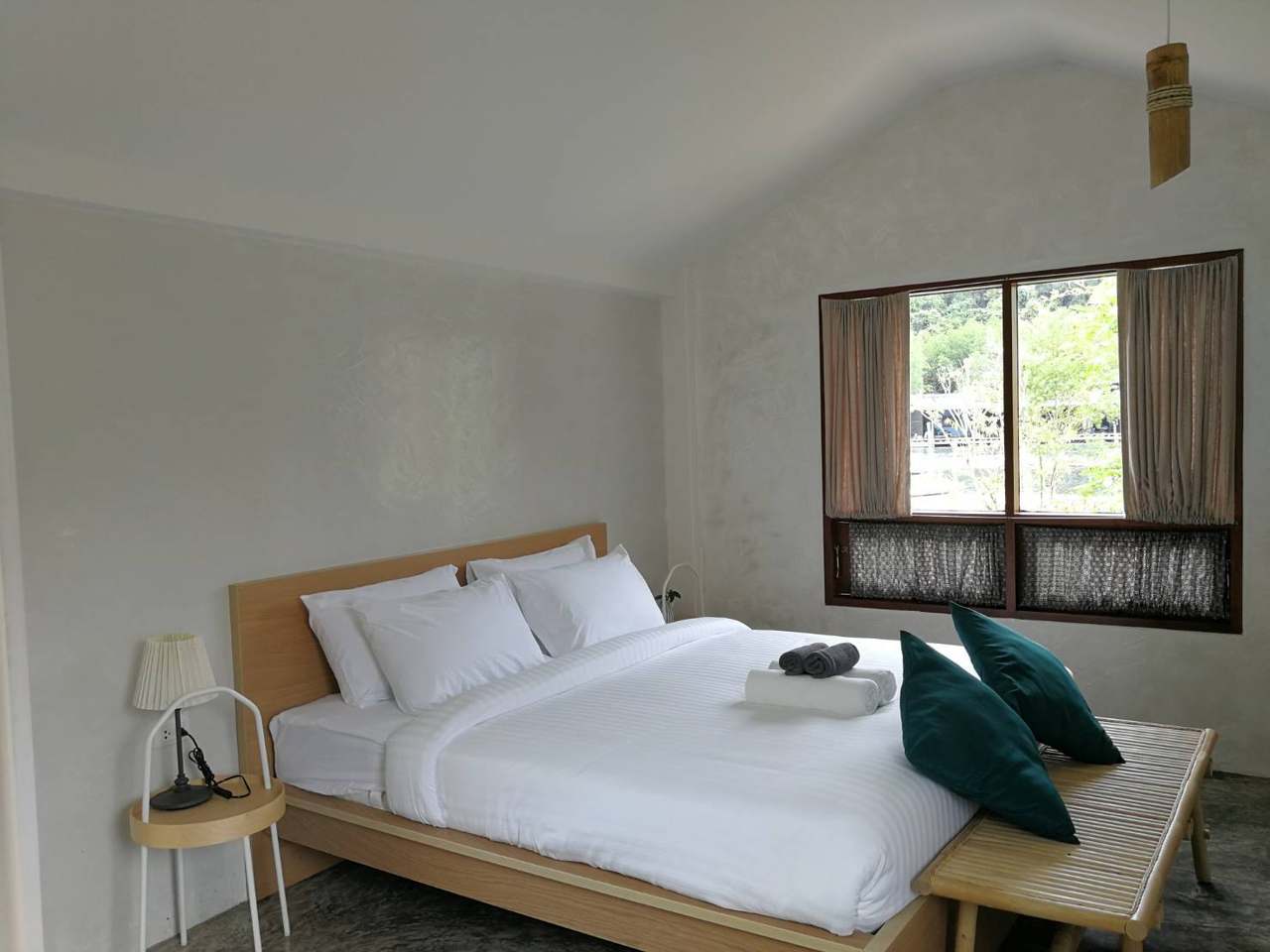 The Little White Bird Traveler Hostel, Koh Kood — photo 2