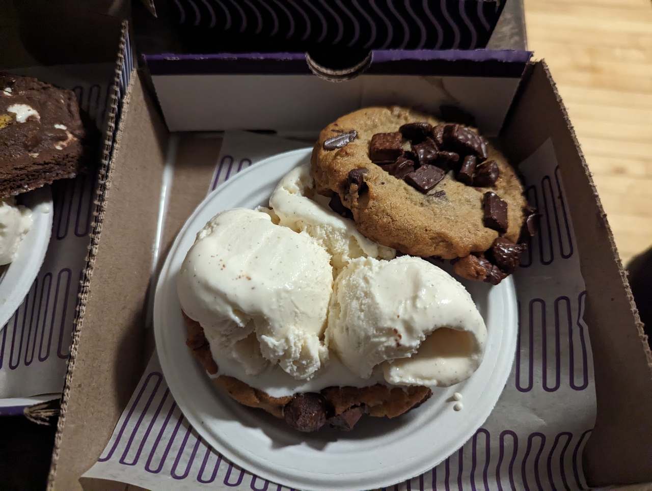 Insomnia Cookies — photo 3