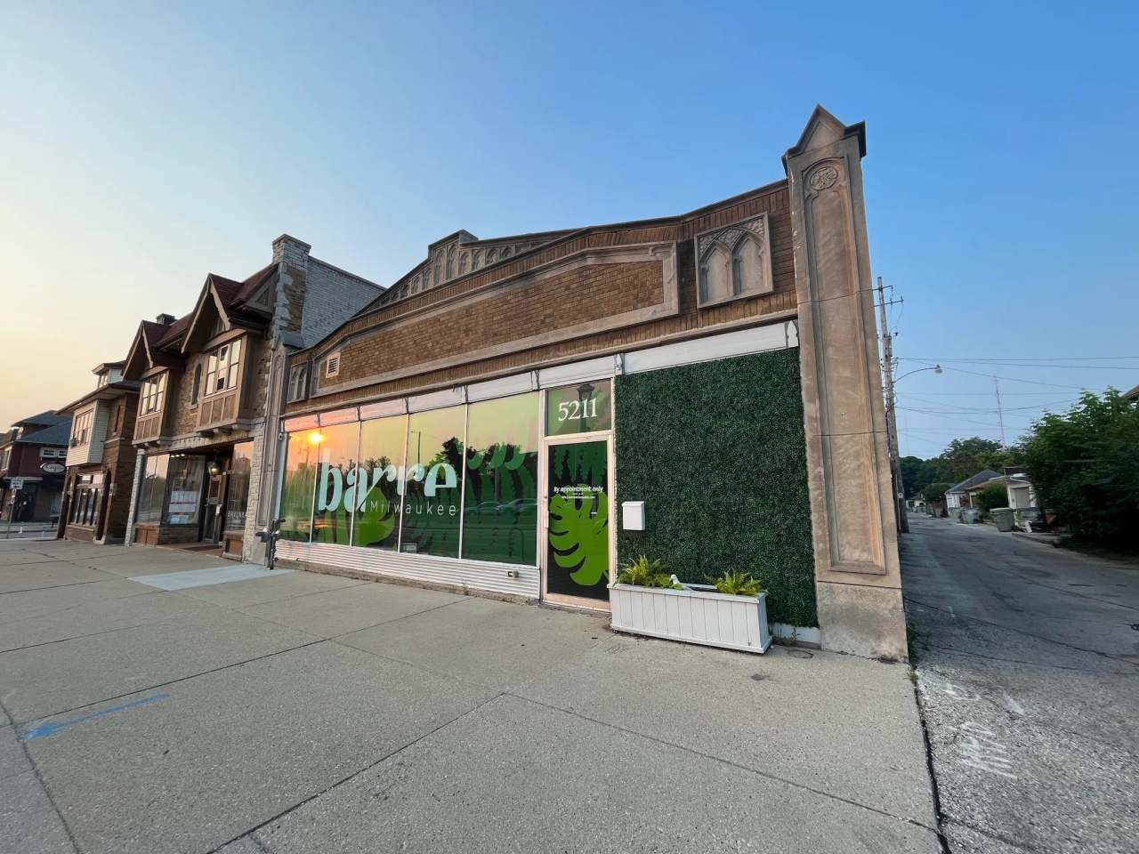 Barre Milwaukee — photo 1
