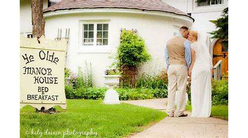 Ye Olde Manor House Bed & Breakfast